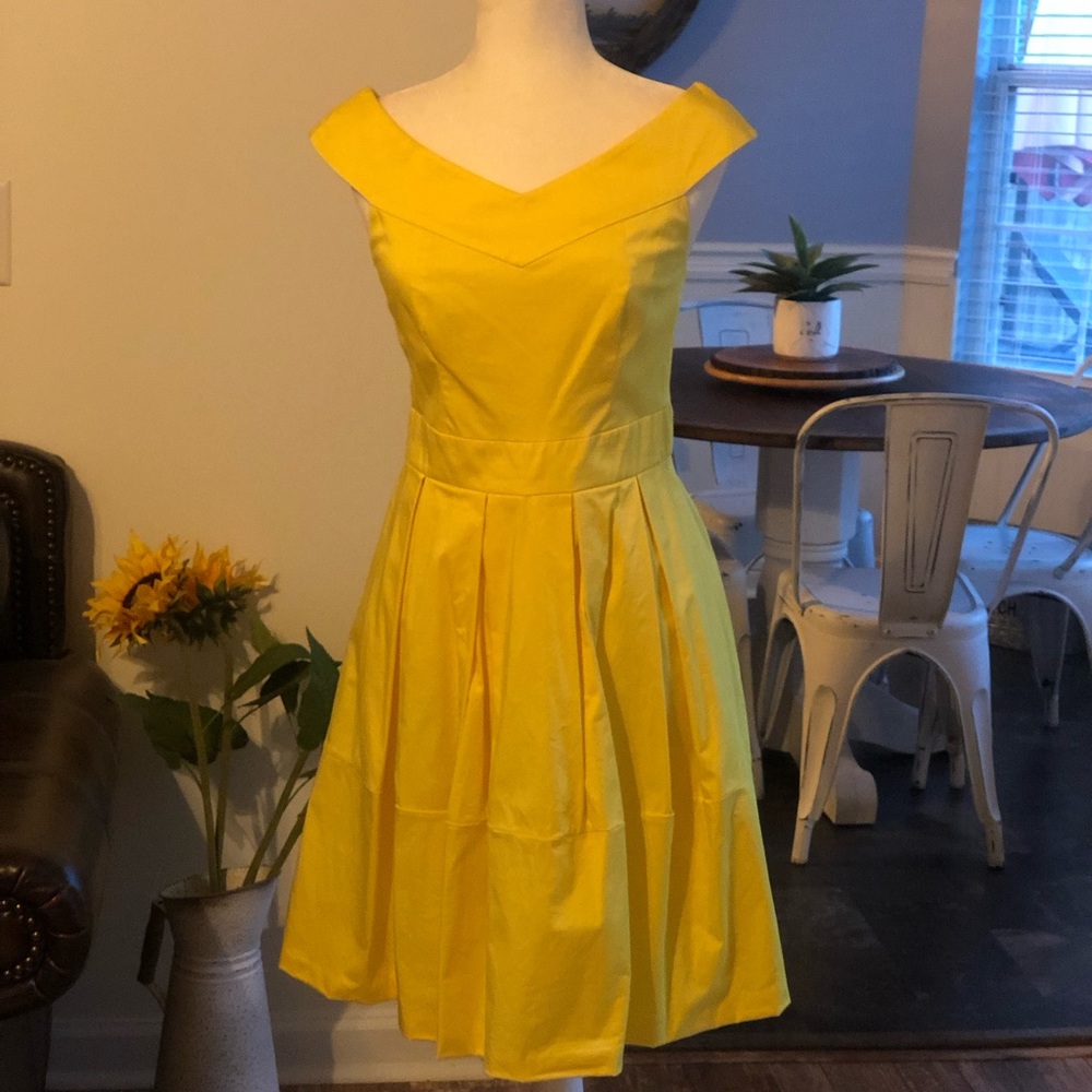 Only worn once. Great condition